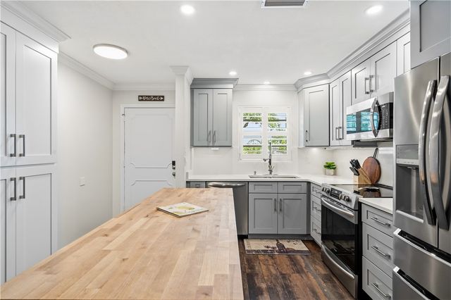 2800 Indian River Boulevard 4Q, Vero Beach, FL 32960