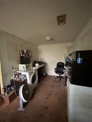 4739 13th Street, Bacliff, TX 77518
