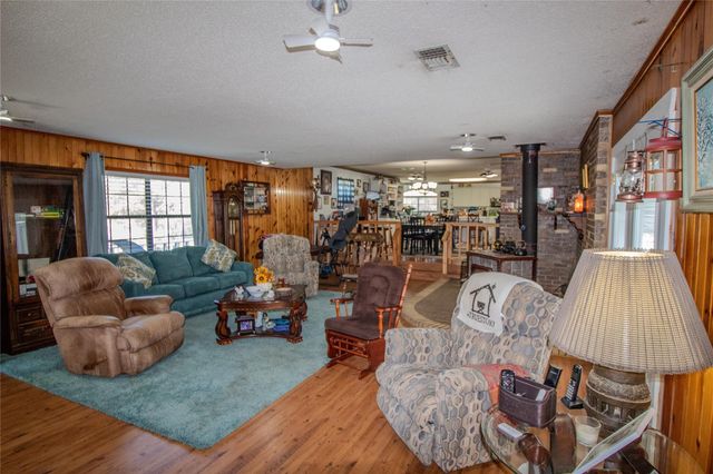 4031 State Highway 7 E, Crockett, TX 75835