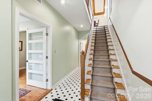 1644 Broadstone Road, Banner Elk, NC 28604