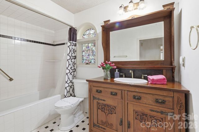 1644 Broadstone Road, Banner Elk, NC 28604