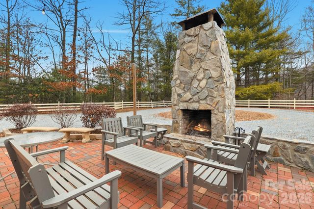 1644 Broadstone Road, Banner Elk, NC 28604