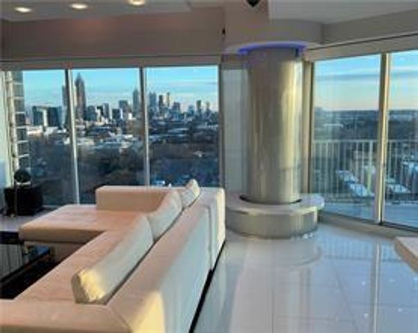 361 17th Street NW 2423, Atlanta, GA 30363