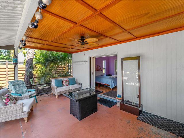 1098 IOWA AVE, Englewood, FL 34223