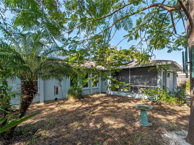 1098 IOWA AVE, Englewood, FL 34223