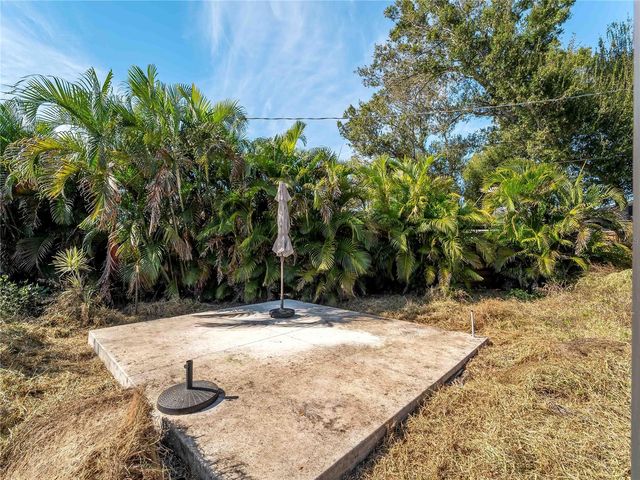 1098 IOWA AVE, Englewood, FL 34223