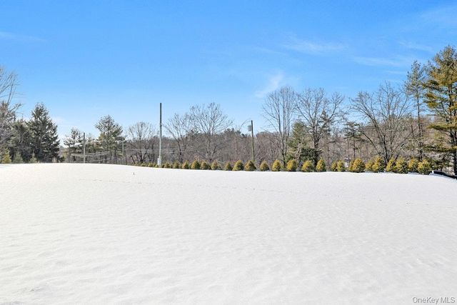 86 Old Byram Lake Road, Armonk, NY 10504