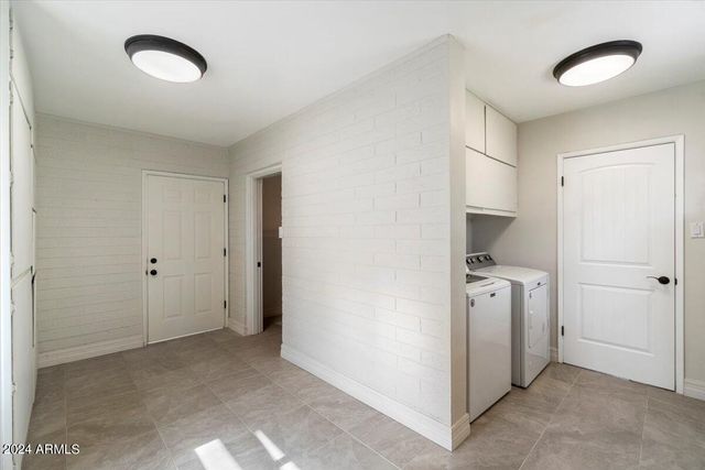 6731 E Hubbell Street, Scottsdale, AZ 85257