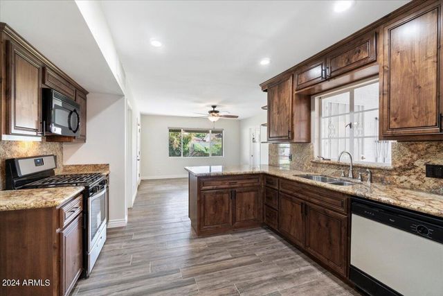 6731 E Hubbell Street, Scottsdale, AZ 85257