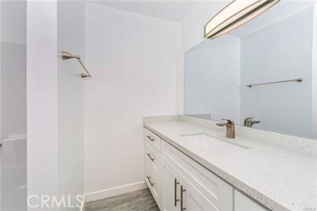 835 E Lomita 104, Glendale, CA 91205