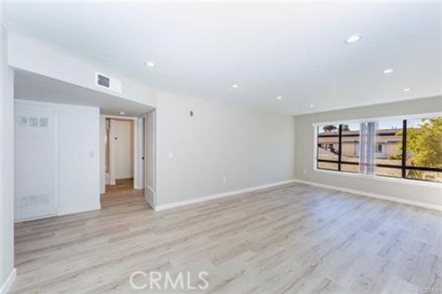 835 E Lomita 104, Glendale, CA 91205
