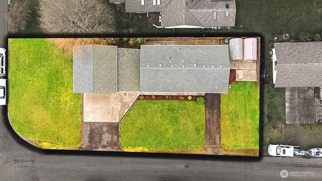 1703 4th Avenue NW, Puyallup, WA 98371