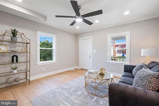 4914 22ND ST N, Arlington, VA 22207