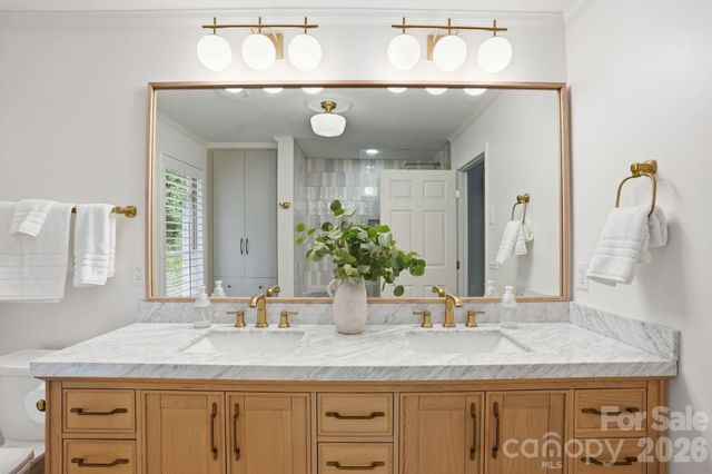 2516 Greenbrook Parkway, Matthews, NC 28104