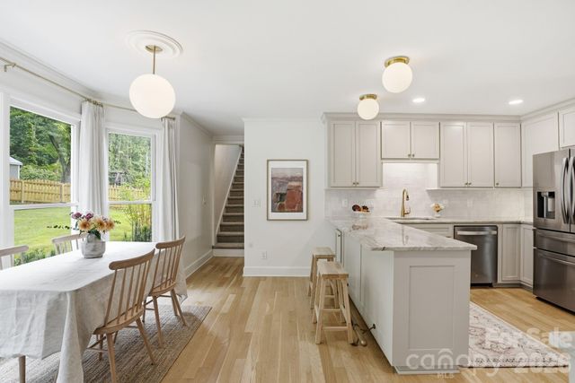 2516 Greenbrook Parkway, Matthews, NC 28104