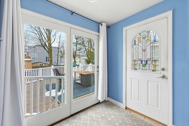 4 Webster St, Lynn, MA 01902