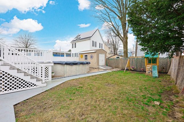 4 Webster St, Lynn, MA 01902