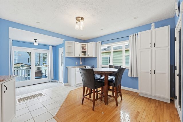 4 Webster St, Lynn, MA 01902