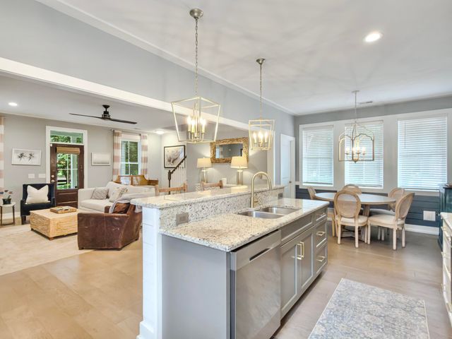 1993 Hollings Road, Charleston, SC 29412