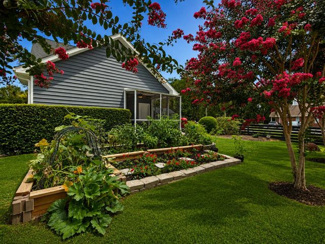 1993 Hollings Road, Charleston, SC 29412