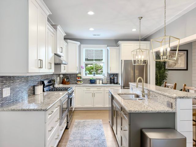 1993 Hollings Road, Charleston, SC 29412