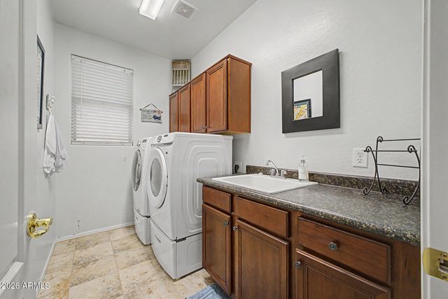 6415 W STRAIGHT ARROW Lane, Phoenix, AZ 85083