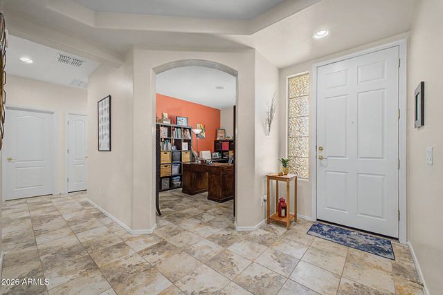 6415 W STRAIGHT ARROW Lane, Phoenix, AZ 85083