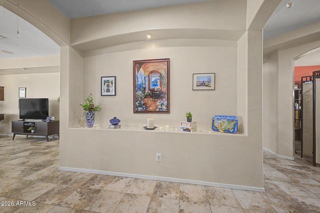 6415 W STRAIGHT ARROW Lane, Phoenix, AZ 85083