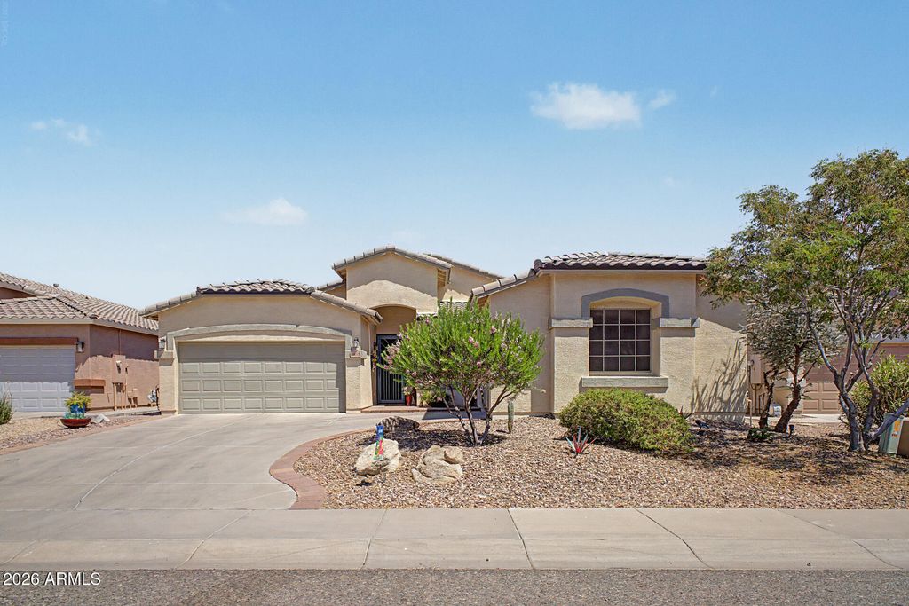 6415 W STRAIGHT ARROW Lane, Phoenix, AZ 85083