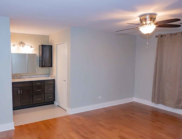 8235 Poplar Lane 1A, Palos Hills, IL 60465