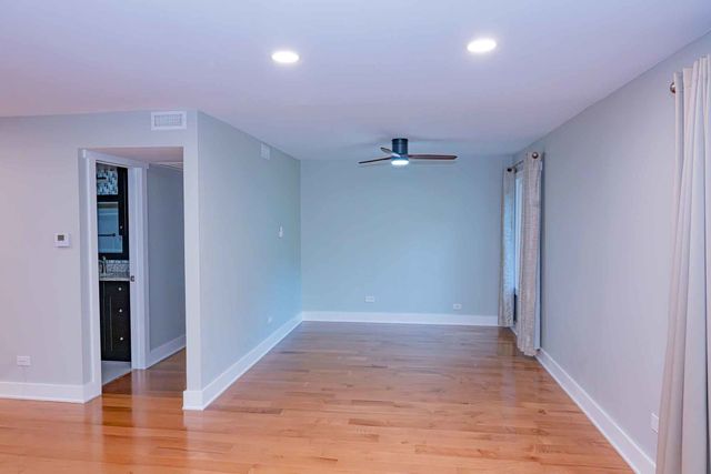 8235 Poplar Lane 1A, Palos Hills, IL 60465