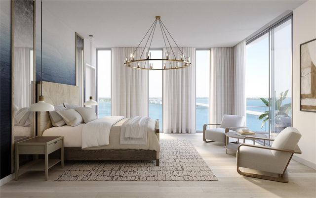 688 GOLDEN GATE POINT 201, Sarasota, FL 34236