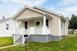 238 N CHARLOTTE AVE, Waynesboro, VA 22980