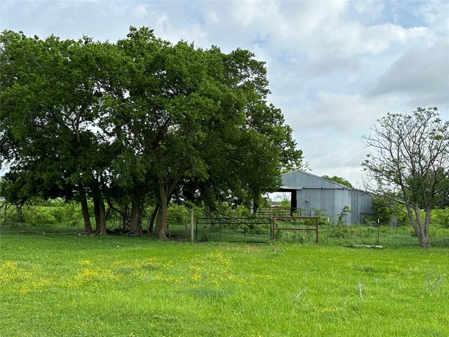4008 Rolling Lane, Greenville, TX 75401