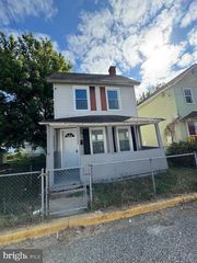 108 MILBURN ST, Elkton, MD 21921