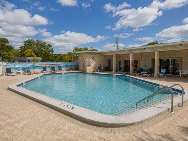 250 ROSERY ROAD NW 328, Largo, FL 33770