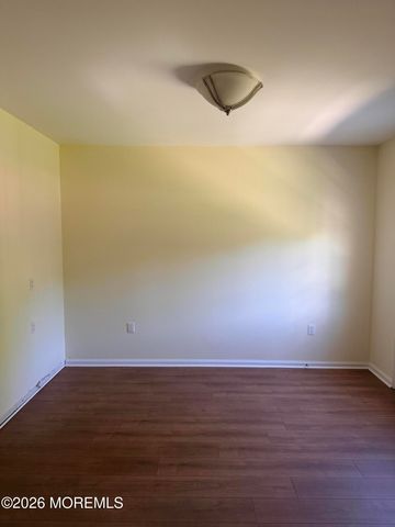 150 Magnolia Lane, Middletown, NJ 07748