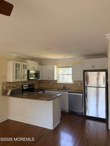 150 Magnolia Lane, Middletown, NJ 07748