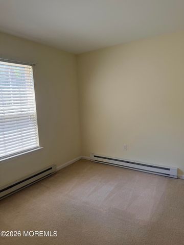 150 Magnolia Lane, Middletown, NJ 07748