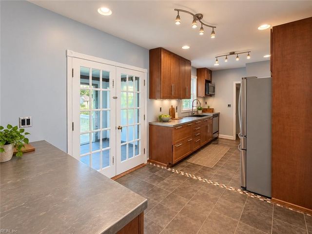 410 Burleigh AVE, Norfolk, VA 23505