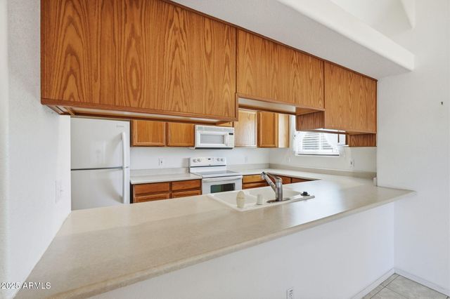 13208 N 31ST Way, Phoenix, AZ 85032