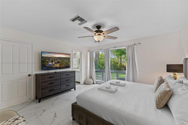 1809 Coral Gardens Dr, Wilton Manors, FL 33306