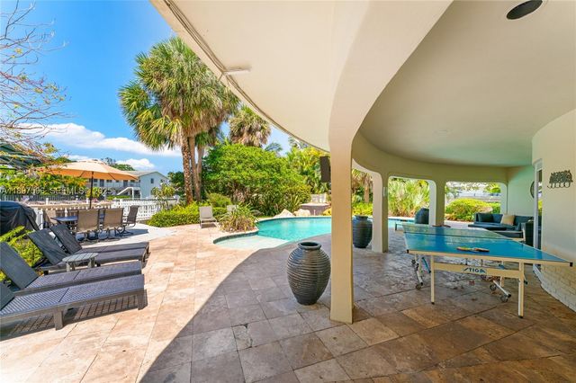 1809 Coral Gardens Dr, Wilton Manors, FL 33306