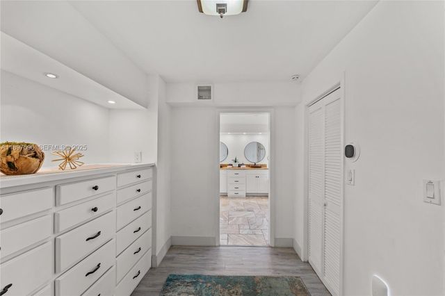 1809 Coral Gardens Dr, Wilton Manors, FL 33306