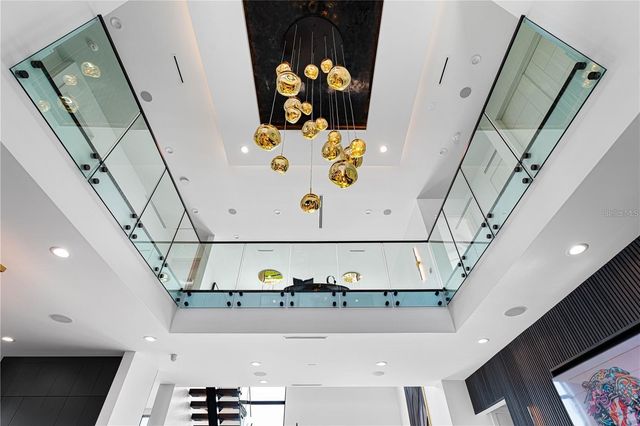 114 W DAVIS BOULEVARD, Tampa, FL 33606