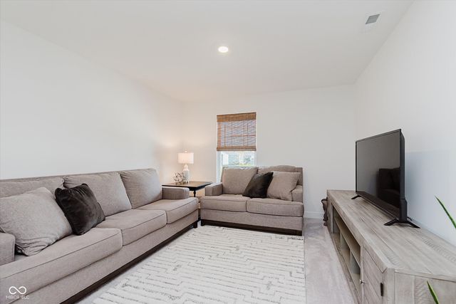 223 Edmund Circle, Westfield, IN 46074