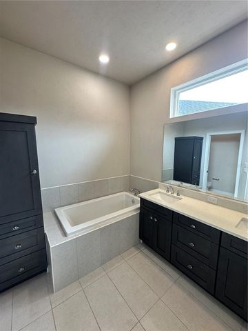 12316 SW 5TH AVENUE, Newberry, FL 32669