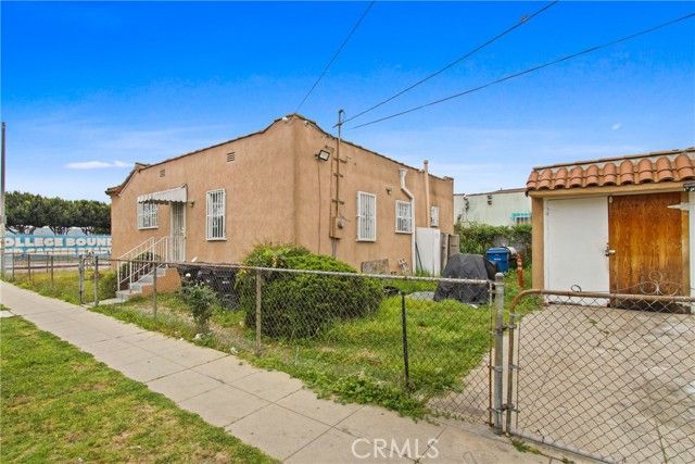 159 E 105th Street, Los Angeles, CA 90003