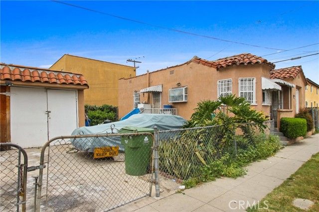 159 E 105th Street, Los Angeles, CA 90003