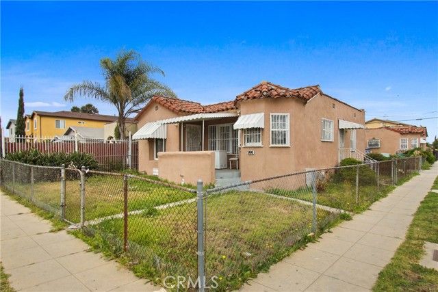 159 E 105th Street, Los Angeles, CA 90003